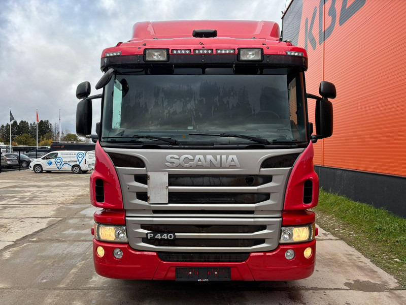 Scania P 440 6x2 RETARDER / CHASSIS L=7741 mm - Грузовик-контейнеровоз/ Сменный кузов: фото 3 Scania P 440 6x2 RETARDER / CHASSIS L=7741 mm - Грузовик-контейнеровоз/ Сменный кузов: фото 3
