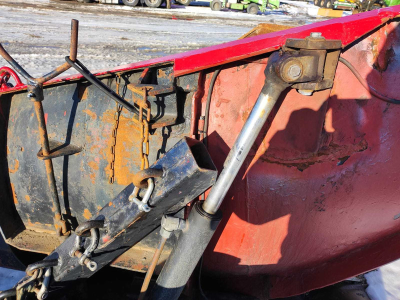 Svedala ARBRÅ HYDRAULIC STRAIGHT SNOW PLOW / LUMESAHK - Снегоуборочная машина: фото 5 Svedala ARBRÅ HYDRAULIC STRAIGHT SNOW PLOW / LUMESAHK - Снегоуборочная машина: фото 5