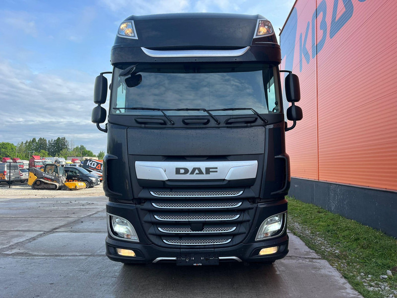 DAF XF 530 6x2 BIG SPACE / ADR / RETARDER / HYDRAULICS / DOUBLE BOGIE - Тягач: фото 2 DAF XF 530 6x2 BIG SPACE / ADR / RETARDER / HYDRAULICS / DOUBLE BOGIE - Тягач: фото 2