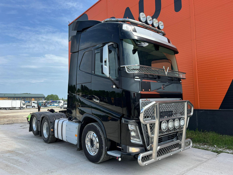 Volvo FH 16 750 6x4 GCW 76 ton / TANDEM AXLE LIFT - Тягач: фото 3 Volvo FH 16 750 6x4 GCW 76 ton / TANDEM AXLE LIFT - Тягач: фото 3