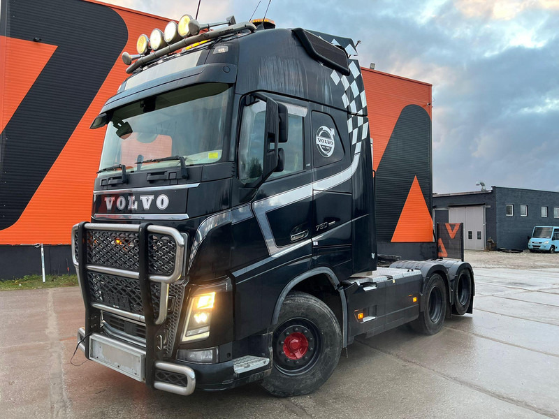 Volvo FH 16 750 6x4 GCW 80 ton / RETARDER / HYDRAULICS / TANDEM AXLE LIFT - Тягач: фото 2 Volvo FH 16 750 6x4 GCW 80 ton / RETARDER / HYDRAULICS / TANDEM AXLE LIFT - Тягач: фото 2