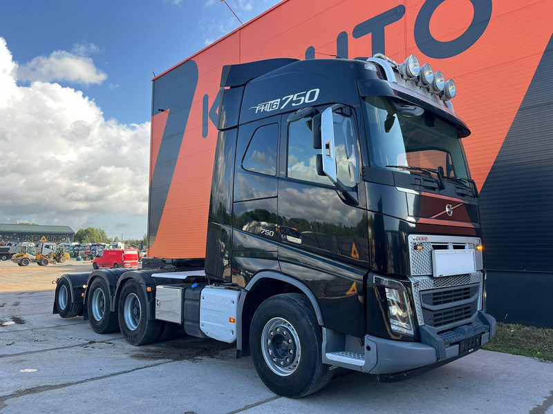 Volvo FH 16 750 8x4 GCW 90 ton / DOLLY / RETARDER - Тягач: фото 3 Volvo FH 16 750 8x4 GCW 90 ton / DOLLY / RETARDER - Тягач: фото 3
