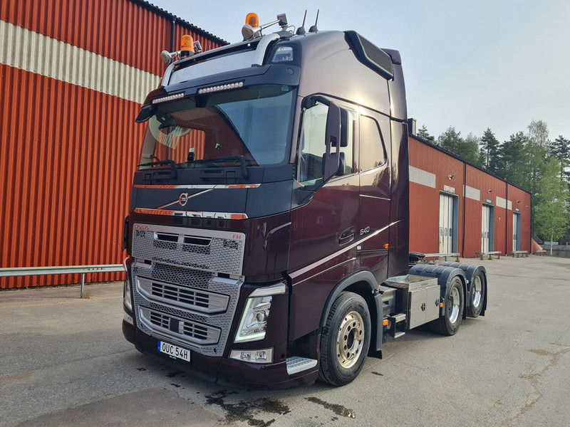 Volvo FH 540 6x4 GCW 100 ton / GLOBE XL / HYDRAULICS / TANDEM AXLE LIFT / HUB REDUCTION - Тягач: фото 1 Volvo FH 540 6x4 GCW 100 ton / GLOBE XL / HYDRAULICS / TANDEM AXLE LIFT / HUB REDUCTION - Тягач: фото 1