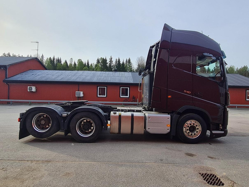 Volvo FH 540 6x4 GCW 100 ton / GLOBE XL / HYDRAULICS / TANDEM AXLE LIFT / HUB REDUCTION - Тягач: фото 4 Volvo FH 540 6x4 GCW 100 ton / GLOBE XL / HYDRAULICS / TANDEM AXLE LIFT / HUB REDUCTION - Тягач: фото 4