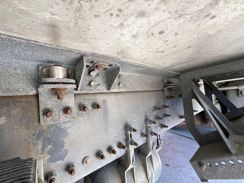 Volvo FH 460 6x2*4 FOR SALE AS CHASSIS / CHASSIS L=7400 mm в лизинг Volvo FH 460 6x2*4 FOR SALE AS CHASSIS / CHASSIS L=7400 mm: фото 9