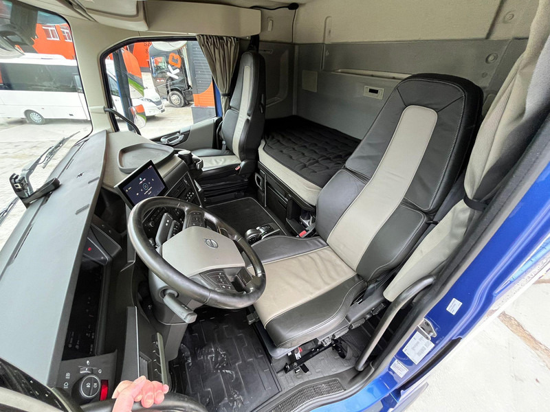 Volvo FH 500 8x4*4 GLOBE XL / RETARDER / CHASSIS L=7589 mm в лизинг Volvo FH 500 8x4*4 GLOBE XL / RETARDER / CHASSIS L=7589 mm: фото 12