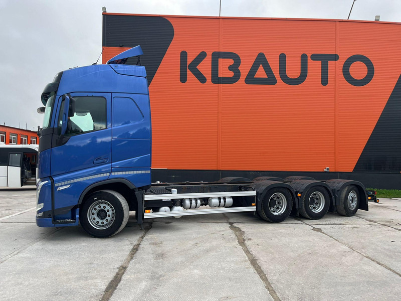 Volvo FH 500 8x4*4 GLOBE XL / RETARDER / CHASSIS L=7589 mm в лизинг Volvo FH 500 8x4*4 GLOBE XL / RETARDER / CHASSIS L=7589 mm: фото 8