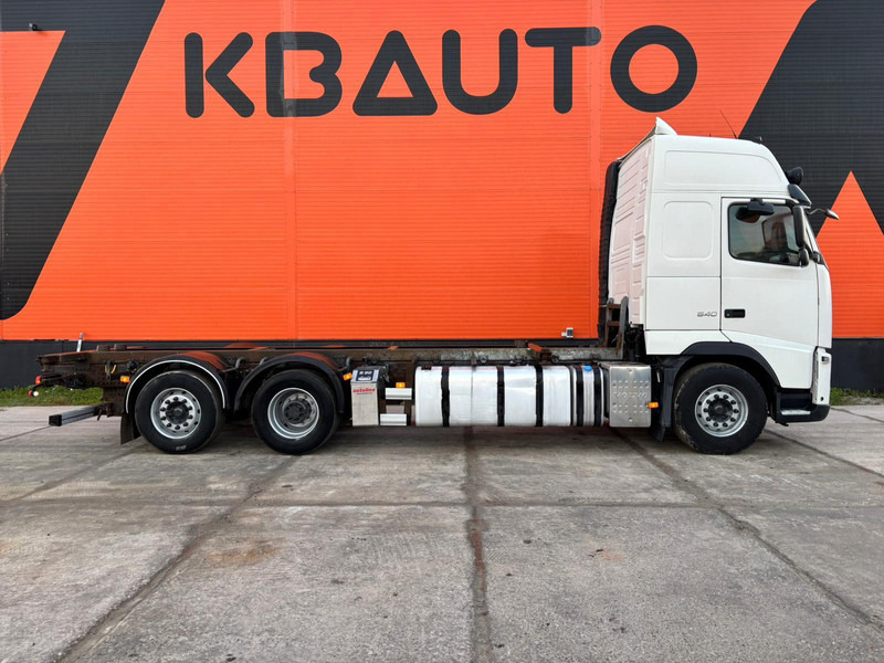 Volvo FH 540 6x2 LOW CHECKED MILEAGE ! / RETARDER / CHASSIS L=6975 mm - Грузовик-шасси: фото 5 Volvo FH 540 6x2 LOW CHECKED MILEAGE ! / RETARDER / CHASSIS L=6975 mm - Грузовик-шасси: фото 5