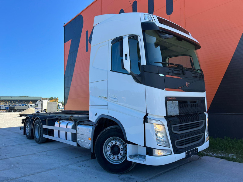 Volvo FH 540 6x2 RETARDER - Грузовик-контейнеровоз/ Сменный кузов: фото 3 Volvo FH 540 6x2 RETARDER - Грузовик-контейнеровоз/ Сменный кузов: фото 3