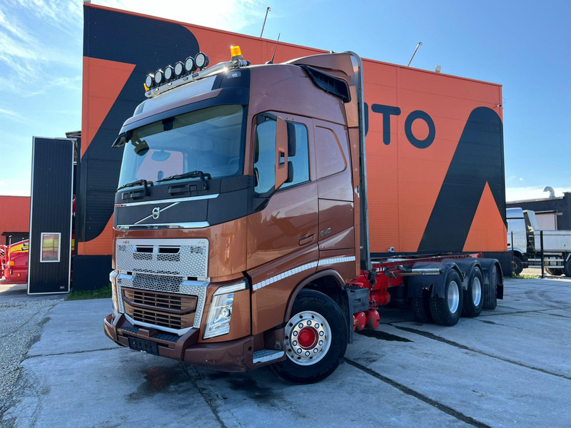 Volvo FH 540 8x4*4 GLOBE XL / 9 ton FRONT AXLE - Грузовик-шасси: фото 2 Volvo FH 540 8x4*4 GLOBE XL / 9 ton FRONT AXLE - Грузовик-шасси: фото 2