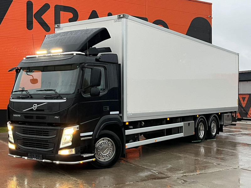 Volvo FM 420 6x2 ADBLUE PROGRAMMED OFF / BOX HEATING / BOX L=9977 mm - Грузовик с закрытым кузовом: фото 1 Volvo FM 420 6x2 ADBLUE PROGRAMMED OFF / BOX HEATING / BOX L=9977 mm - Грузовик с закрытым кузовом: фото 1