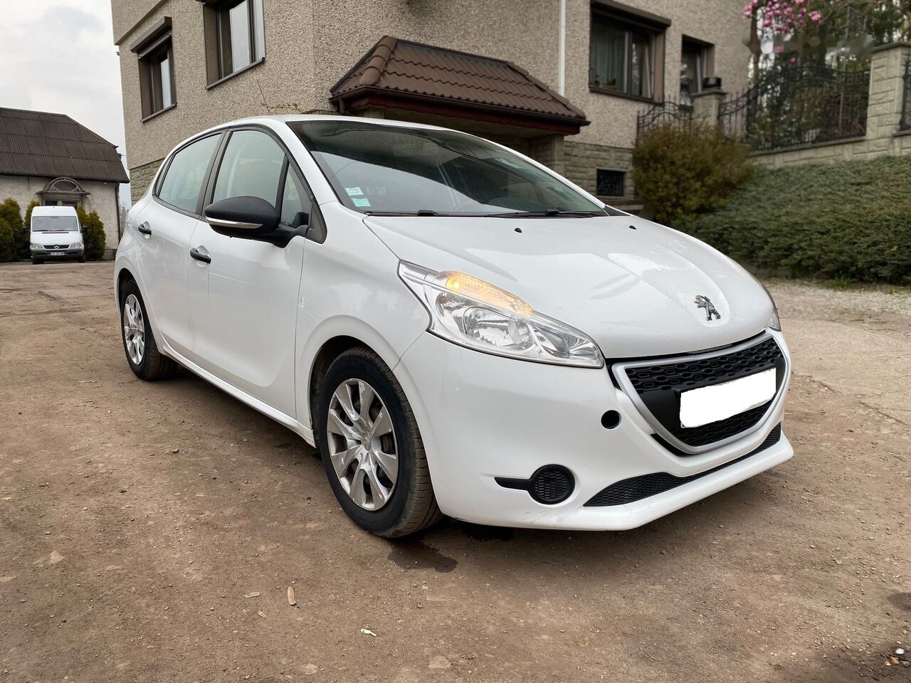 Хэтчбек Peugeot 208: фото 7