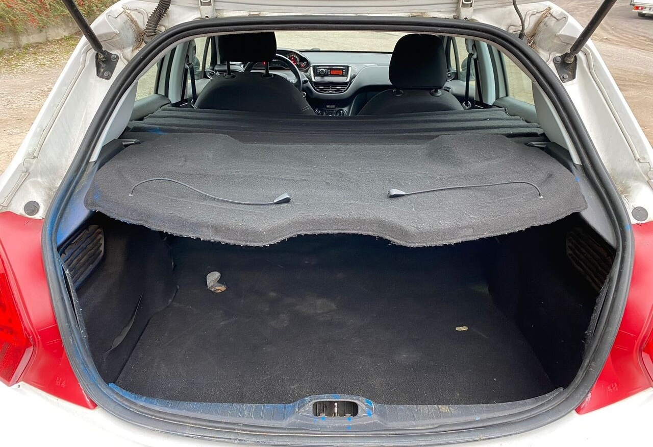 Хэтчбек Peugeot 208: фото 20