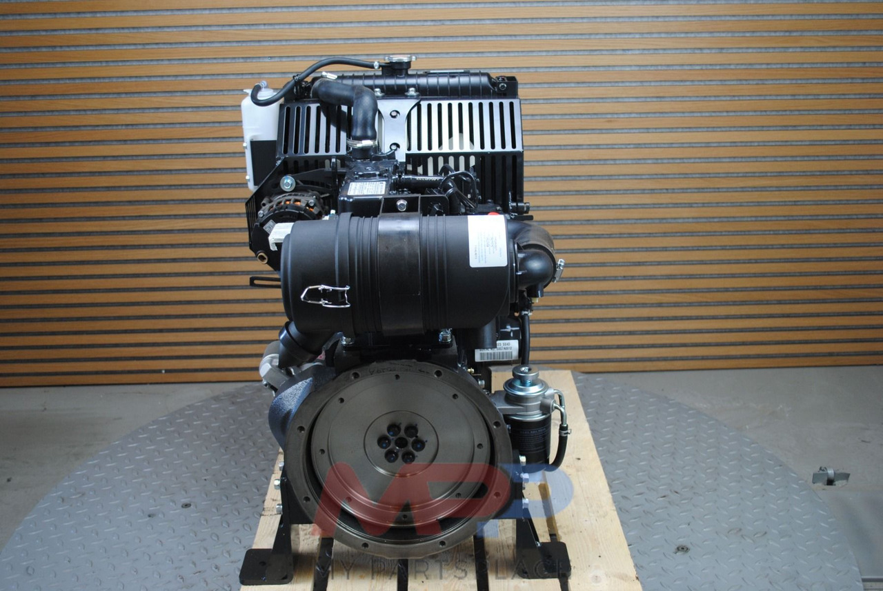 Kioti - Deadong 3L123 *NIEUW* - Двигатель: фото 4 Kioti - Deadong 3L123 *NIEUW* - Двигатель: фото 4