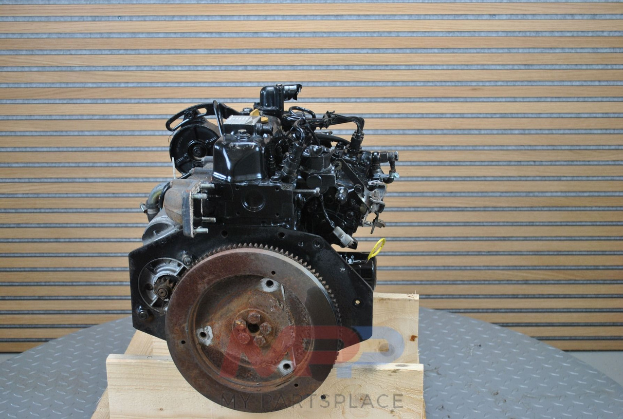 Komatsu 3D68 - Двигатель: фото 3 Komatsu 3D68 - Двигатель: фото 3