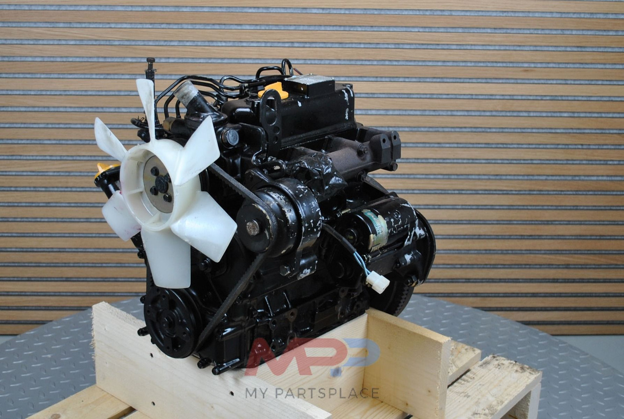 Komatsu 3D72 - Двигатель: фото 1 Komatsu 3D72 - Двигатель: фото 1