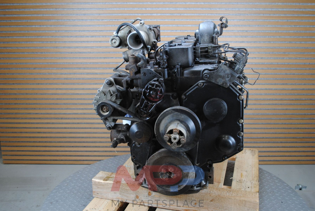 Komatsu 4D102 - Двигатель: фото 5 Komatsu 4D102 - Двигатель: фото 5