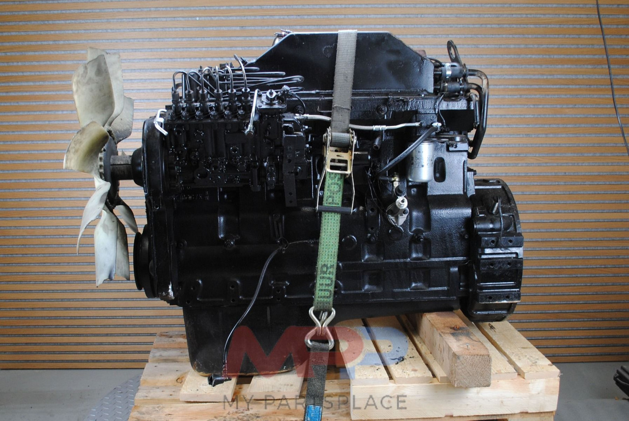 Komatsu 6D114 - Двигатель: фото 2 Komatsu 6D114 - Двигатель: фото 2