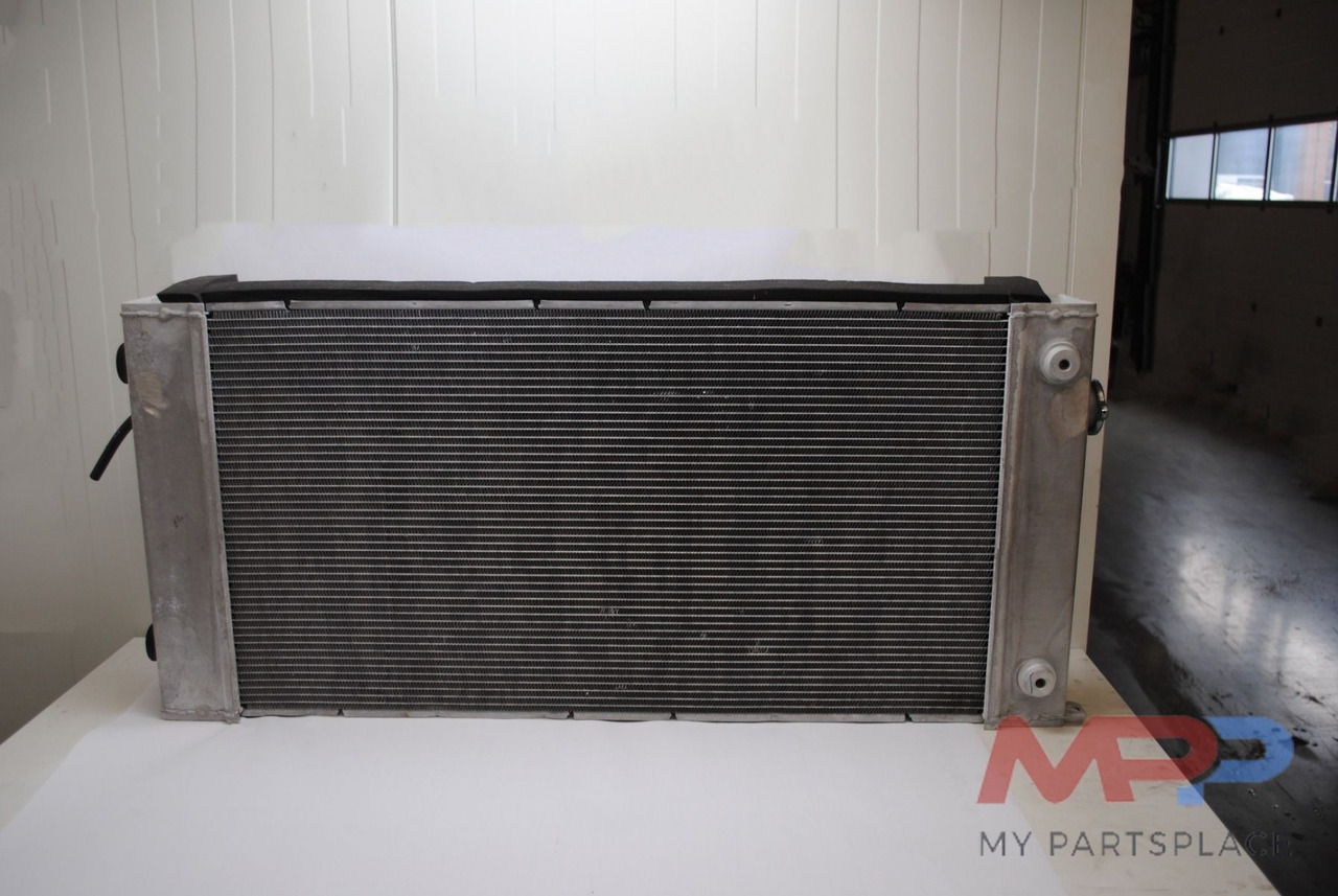 Perkins Radiator 1204J E44 TA - Радиатор для Строительной техники: фото 1 Perkins Radiator 1204J E44 TA - Радиатор для Строительной техники: фото 1