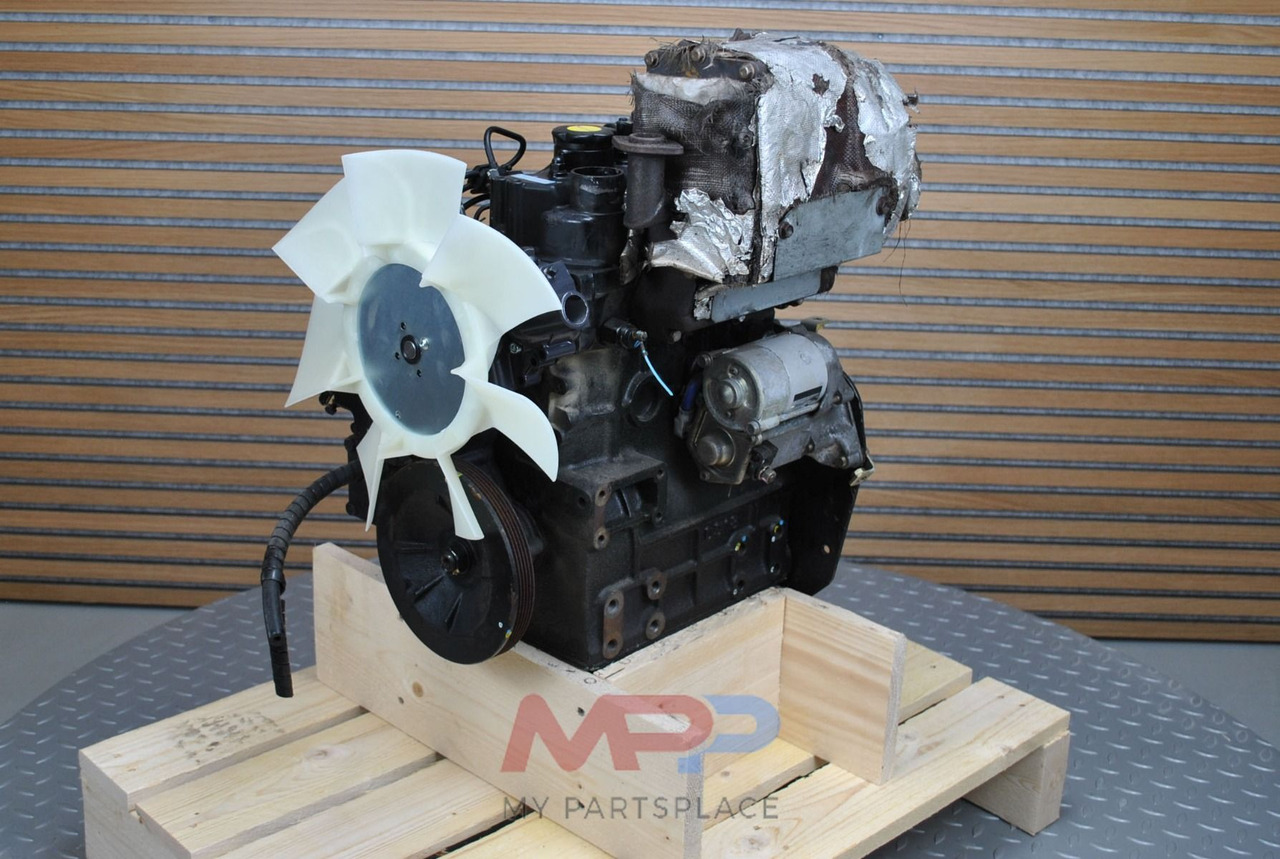 Shibaura Shibaura S723 - Двигатель: фото 1 Shibaura Shibaura S723 - Двигатель: фото 1