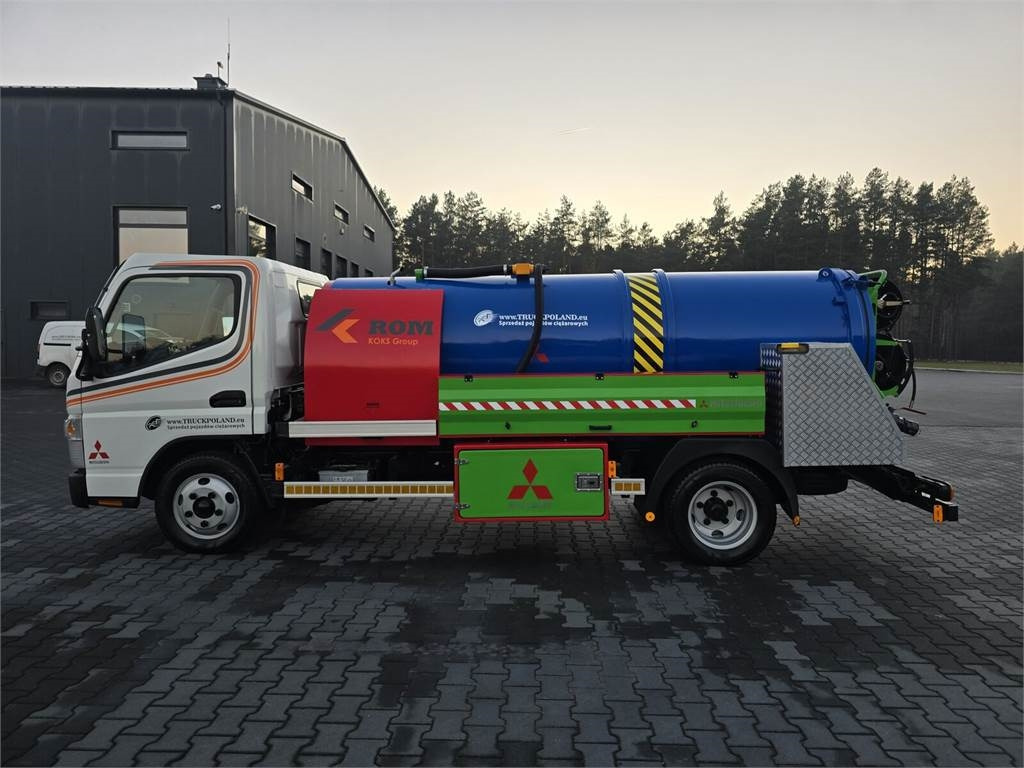 Mitsubishi ROM KOKS SMART COMBI WUKO HOT WATER FOR CLEANING S - Коммунальная/ Специальная техника: фото 4 Mitsubishi ROM KOKS SMART COMBI WUKO HOT WATER FOR CLEANING S - Коммунальная/ Специальная техника: фото 4