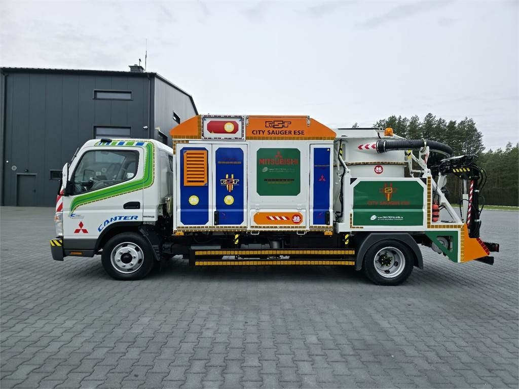 Mitsubishi CANTER odkurzacz koparka ssąca Saugbagger CITY SAU - Экскаватор: фото 4 Mitsubishi CANTER odkurzacz koparka ssąca Saugbagger CITY SAU - Экскаватор: фото 4