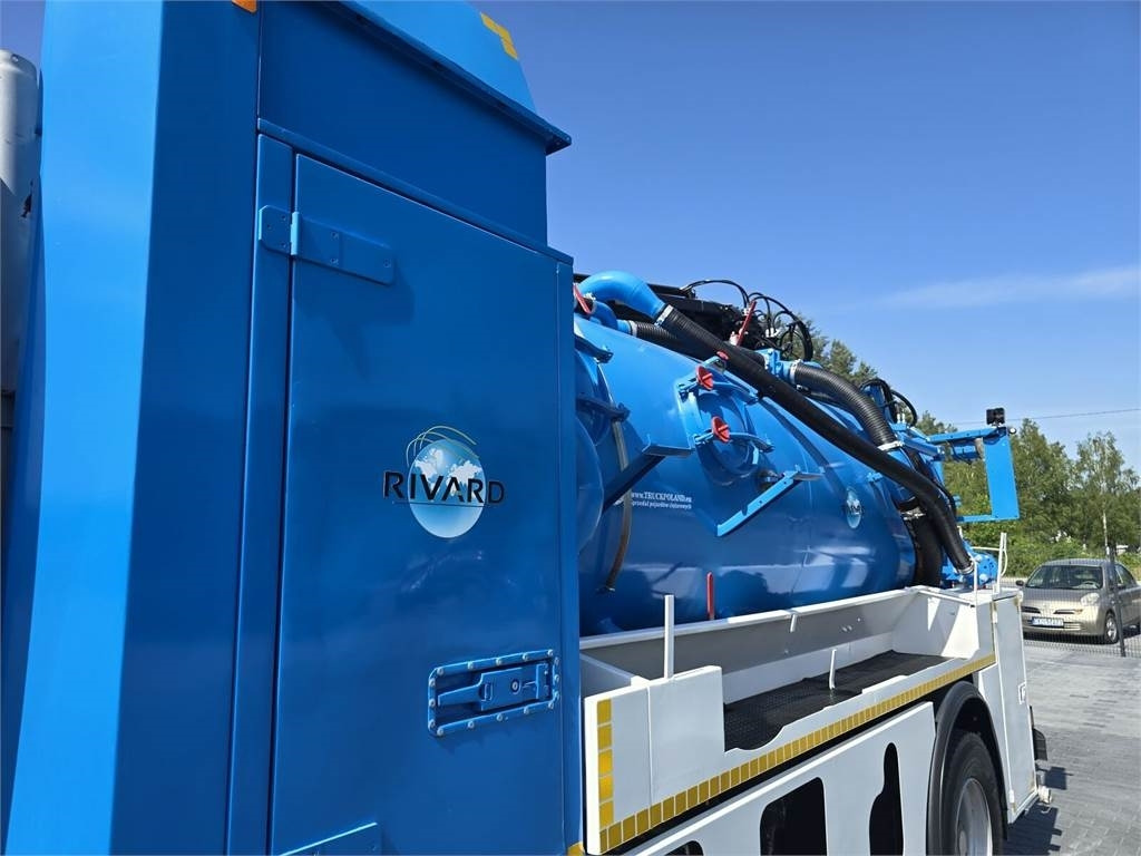 Ассенизатор Renault 4x2 WUKO RIVARD for collecting liquid waste: фото 11