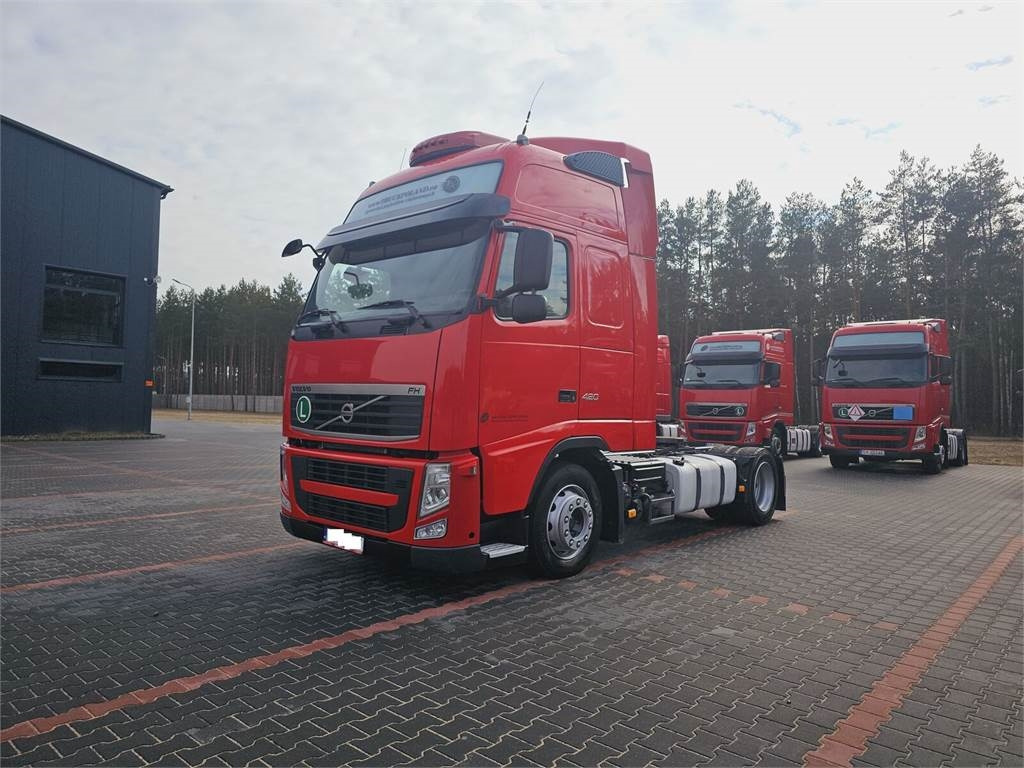Volvo FH13 XXL EURO 5 2011 + KRONE MEGA RAISE - Тягач: фото 4 Volvo FH13 XXL EURO 5 2011 + KRONE MEGA RAISE - Тягач: фото 4