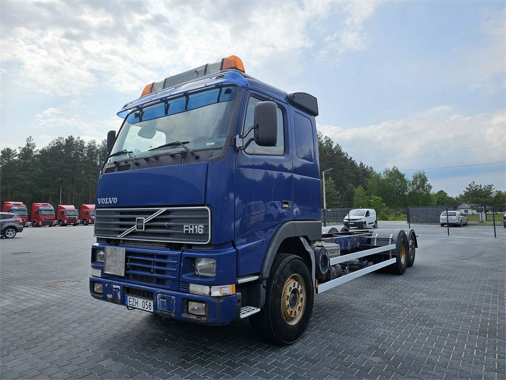 Volvo FH 16 470 KM 6x2 low mileage 229700 km !!!! - Грузовик-контейнеровоз/ Сменный кузов: фото 2 Volvo FH 16 470 KM 6x2 low mileage 229700 km !!!! - Грузовик-контейнеровоз/ Сменный кузов: фото 2