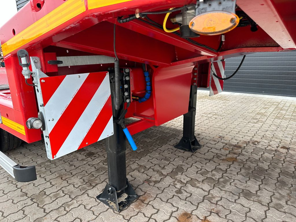 Faymonville Maxtrailer MAX 100 5 achs tieflader Faymonville Maxtrailer MAX 100 5 achs tieflader - Низкорамный полуприцеп: фото 5 Faymonville Maxtrailer MAX 100 5 achs tieflader Faymonville Maxtrailer MAX 100 5 achs tieflader - Низкорамный полуприцеп: фото 5