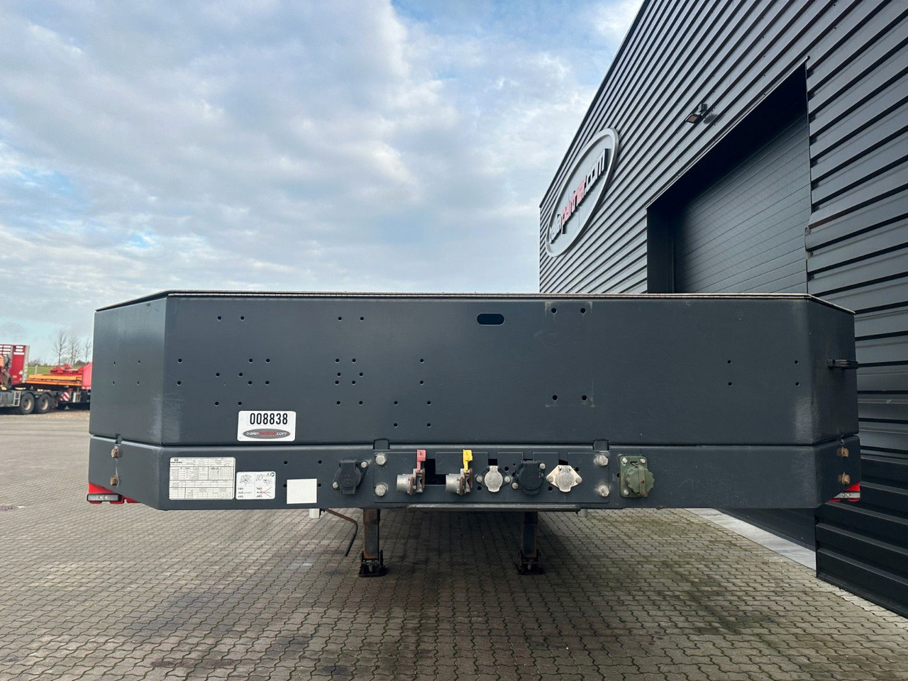 Goldhofer Stepstar 4 achs tieflader / Ausziehbar - Низкорамный полуприцеп: фото 3 Goldhofer Stepstar 4 achs tieflader / Ausziehbar - Низкорамный полуприцеп: фото 3