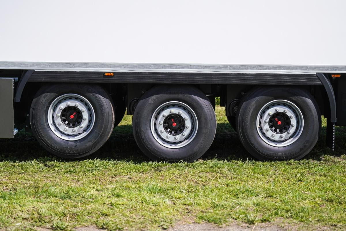 Полуприцеп-рефрижератор Lamberet (LOCATION / RENT): фото 12