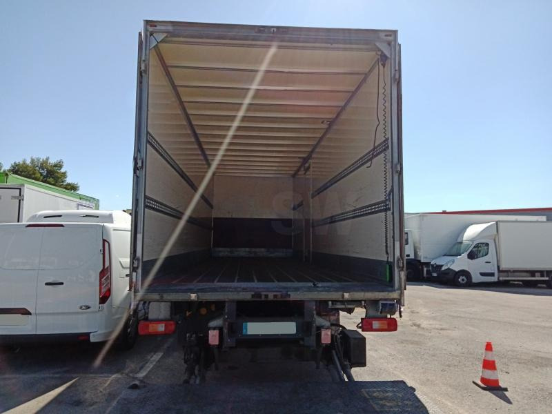 Renault D-Series 19 Wide 320 - Грузовик с закрытым кузовом: фото 3 Renault D-Series 19 Wide 320 - Грузовик с закрытым кузовом: фото 3