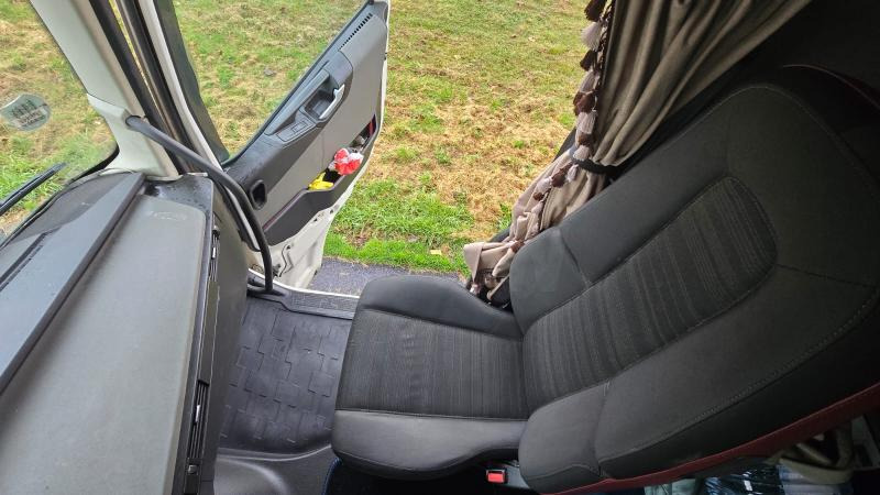 Тягач Volvo FH 500: фото 39