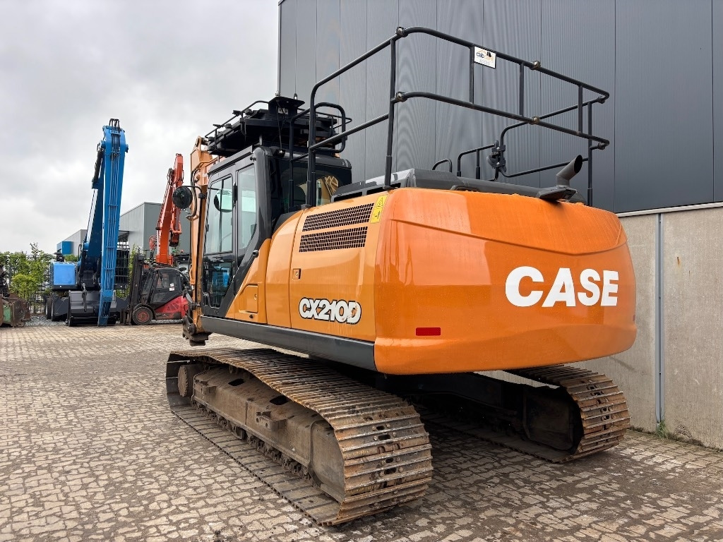 Case CX 210 D  - Гусеничный экскаватор: фото 3 Case CX 210 D  - Гусеничный экскаватор: фото 3