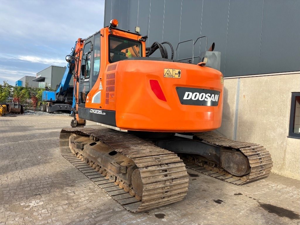 Doosan DX 235 LCR-5 - DX235 - DX235LCR - 235 - Гусеничный экскаватор: фото 4 Doosan DX 235 LCR-5 - DX235 - DX235LCR - 235 - Гусеничный экскаватор: фото 4