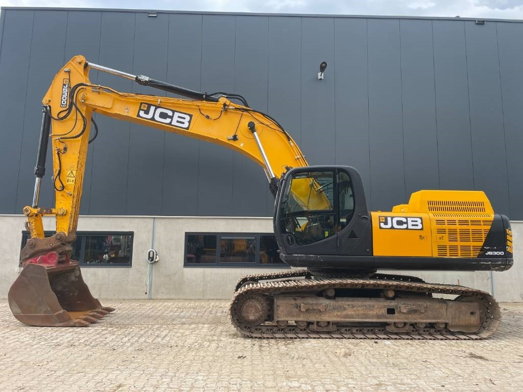 JCB JS300LC -- JS 300 LC - Гусеничный экскаватор: фото 2 JCB JS300LC -- JS 300 LC - Гусеничный экскаватор: фото 2