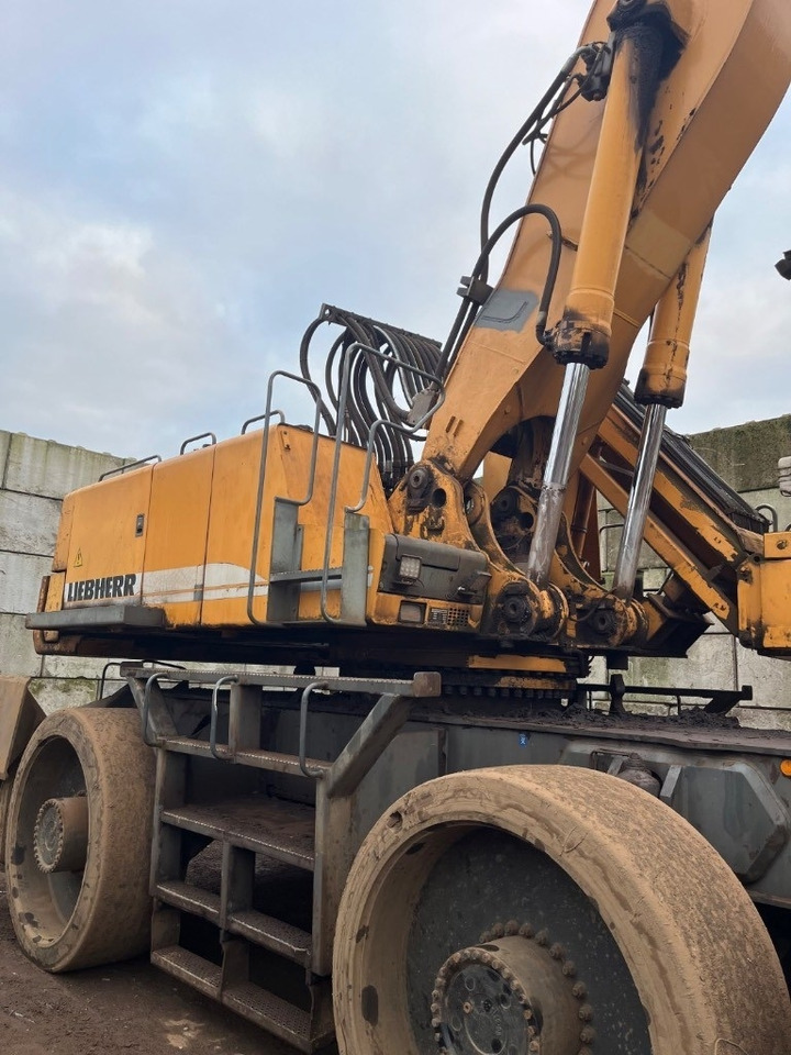 Перегружатель Liebherr A 954 B HD: фото 16