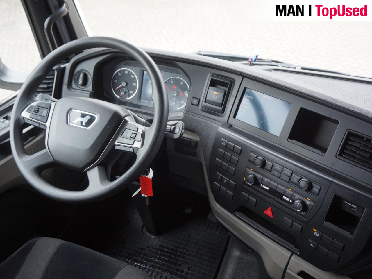 MAN TGX 18.480 4x2 BL SA - Тягач: фото 2 MAN TGX 18.480 4x2 BL SA - Тягач: фото 2