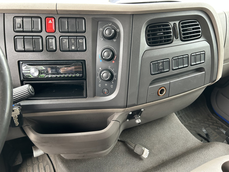 DAF LF 210 FA / 12 Ton / 454 dkm / Pritsch-Plane / LBW / NL Truck - Тентованный грузовик: фото 5 DAF LF 210 FA / 12 Ton / 454 dkm / Pritsch-Plane / LBW / NL Truck - Тентованный грузовик: фото 5