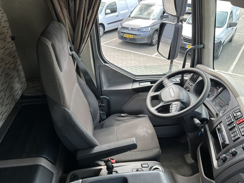 DAF LF 310 FA / Effer 175.2/3s Crane / 728 dkm / Flat Bed / APK TUV 10-25 - Автоманипулятор: фото 3 DAF LF 310 FA / Effer 175.2/3s Crane / 728 dkm / Flat Bed / APK TUV 10-25 - Автоманипулятор: фото 3