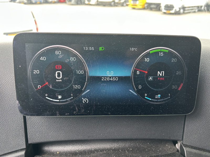 Mercedes-Benz Actros 2124 / Carrier Supra 850 -30 gr / Koeler / Laadklep / APK 03-26 - Рефрижератор: фото 4 Mercedes-Benz Actros 2124 / Carrier Supra 850 -30 gr / Koeler / Laadklep / APK 03-26 - Рефрижератор: фото 4