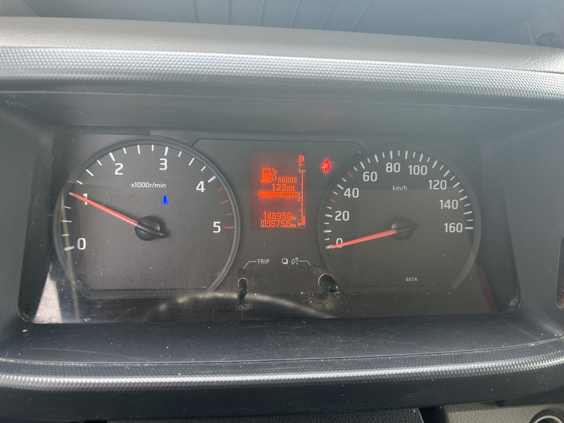 Nissan Cabstar NT400 / Duo Temp Frigo -30 gr / 146 dkm/ Blad - Blad / APK TUV 03-26 - Фургон-рефрижератор: фото 4 Nissan Cabstar NT400 / Duo Temp Frigo -30 gr / 146 dkm/ Blad - Blad / APK TUV 03-26 - Фургон-рефрижератор: фото 4