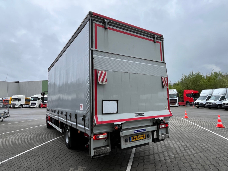 Renault D 210 Euro 6 / 12 Ton / 282 dkm / Schuifzeil / Laadklep / NL truck - Тентованный грузовик: фото 2 Renault D 210 Euro 6 / 12 Ton / 282 dkm / Schuifzeil / Laadklep / NL truck - Тентованный грузовик: фото 2