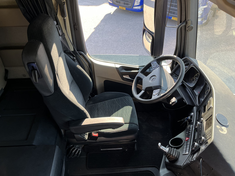 Mercedes-Benz Actros 1842 StreamSpace / 903 dkm / 2 Tanks / NL Truck - Тягач: фото 3 Mercedes-Benz Actros 1842 StreamSpace / 903 dkm / 2 Tanks / NL Truck - Тягач: фото 3
