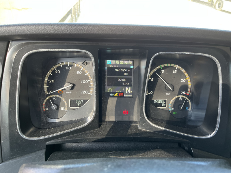 Mercedes-Benz Actros 1842 Streamspace / 945 dkm / 2 Tanks / NL Truck - Тягач: фото 4 Mercedes-Benz Actros 1842 Streamspace / 945 dkm / 2 Tanks / NL Truck - Тягач: фото 4