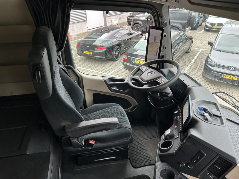 Mercedes-Benz Actros 2645 Bigspace / 377 dkm / 6x2 / APK TUV 05-26 - Тягач: фото 3 Mercedes-Benz Actros 2645 Bigspace / 377 dkm / 6x2 / APK TUV 05-26 - Тягач: фото 3