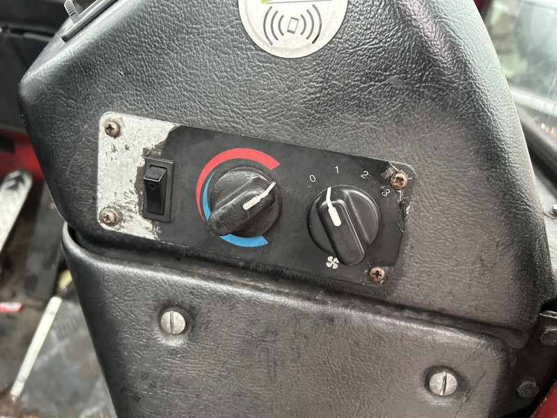 Terberg YT 182 Terminal Tractor / Airco / Allison - Тягач: фото 5 Terberg YT 182 Terminal Tractor / Airco / Allison - Тягач: фото 5