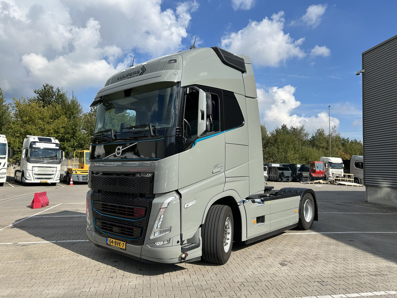 Тягач Volvo FH 500 Globetrotter XL / VEB+ / 2 Tanks / APK TUV 07-26: фото 18
