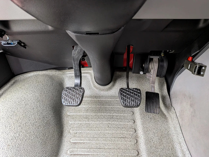 Пожарная машина Mercedes-Benz: фото 9